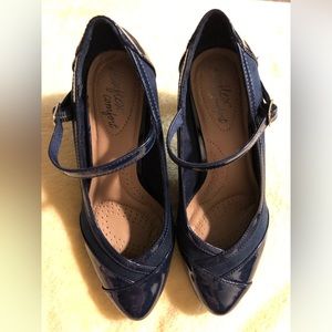 Katee Navy Blue Dexflex Comfort Shoes